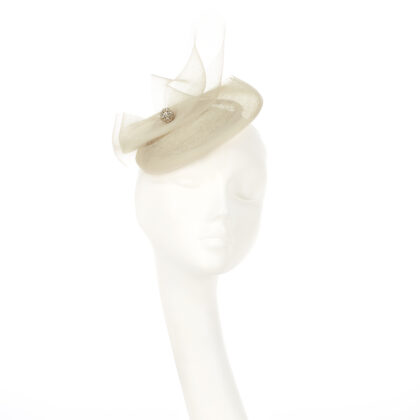 Nerida Fraiman - Sculptural mini crin bridal swirl in double cream with diamonté button