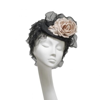 modern-black-party-hijab-on-sequin-beret-with-nude-pink-rose-by-London-milliner-Nerida-Fraiman